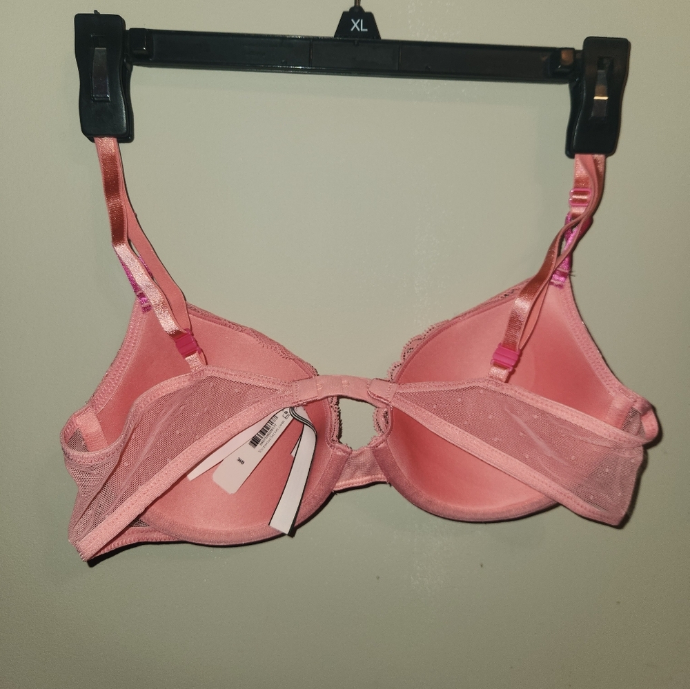 Victoria Secret Push Up Demi NWT 36b - Picture 2 of 4